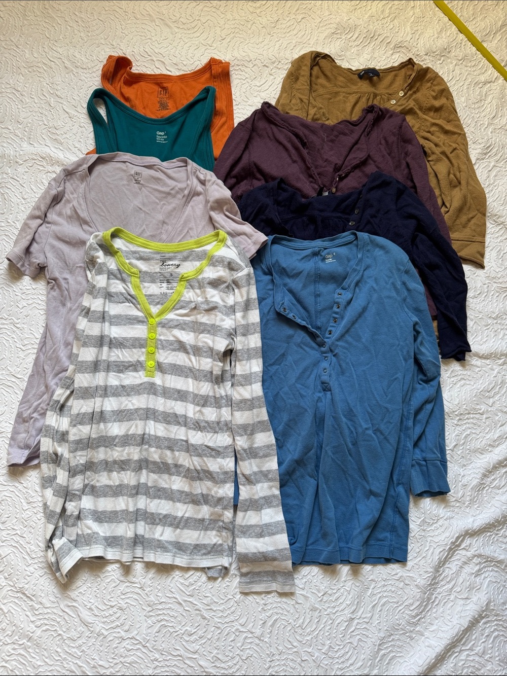 Womans Gap Bundle of shirts in small sizes.